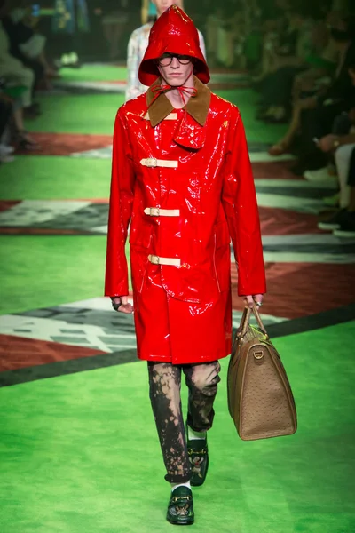 Look 36